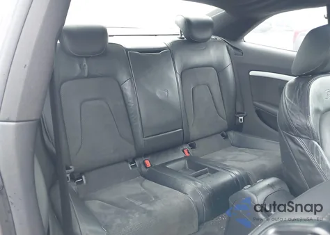 2009 Audi A5 3.2L z USA, uszkodzony, nr VIN WAUDK78T19A003383